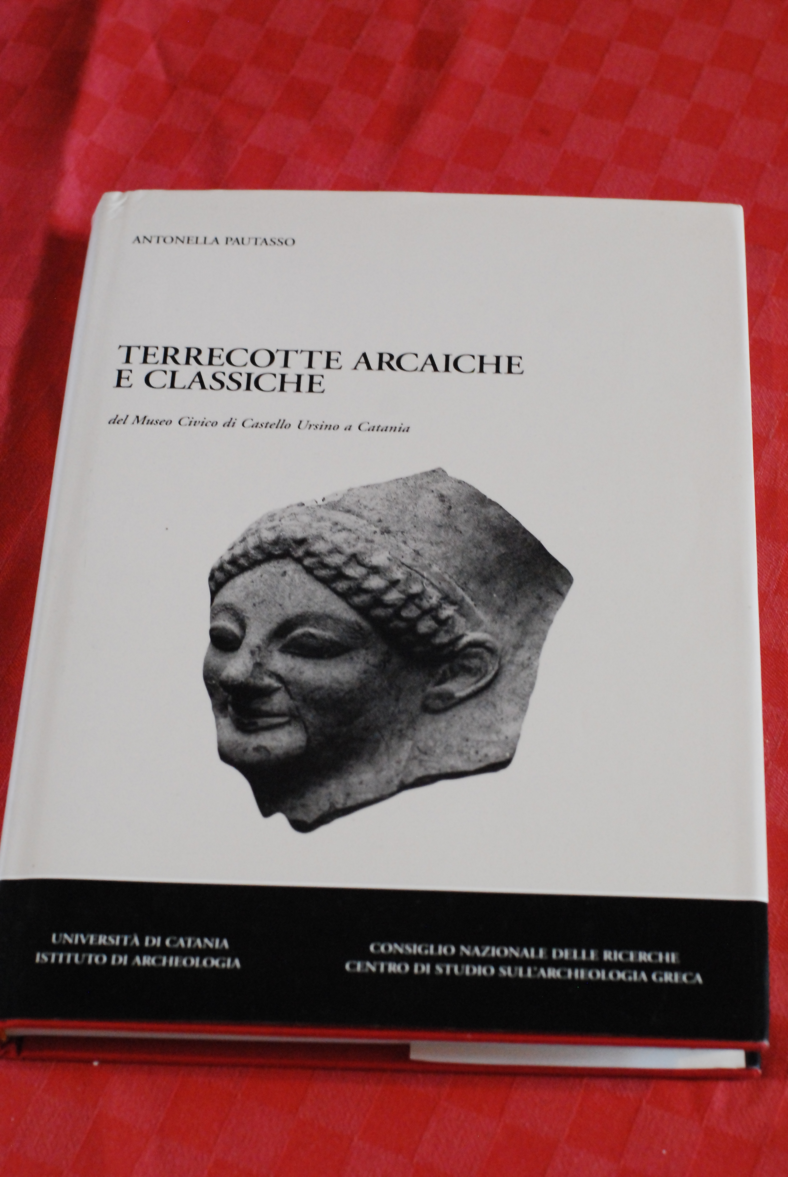terrecotte arcaiche e classiche del museo civico castello ursino a …