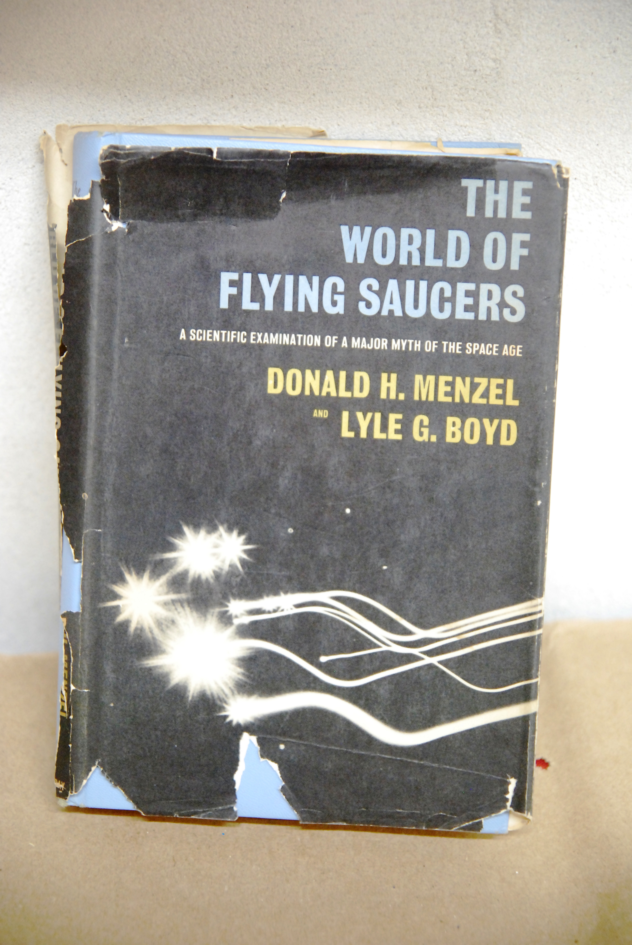 the world of flying saucers