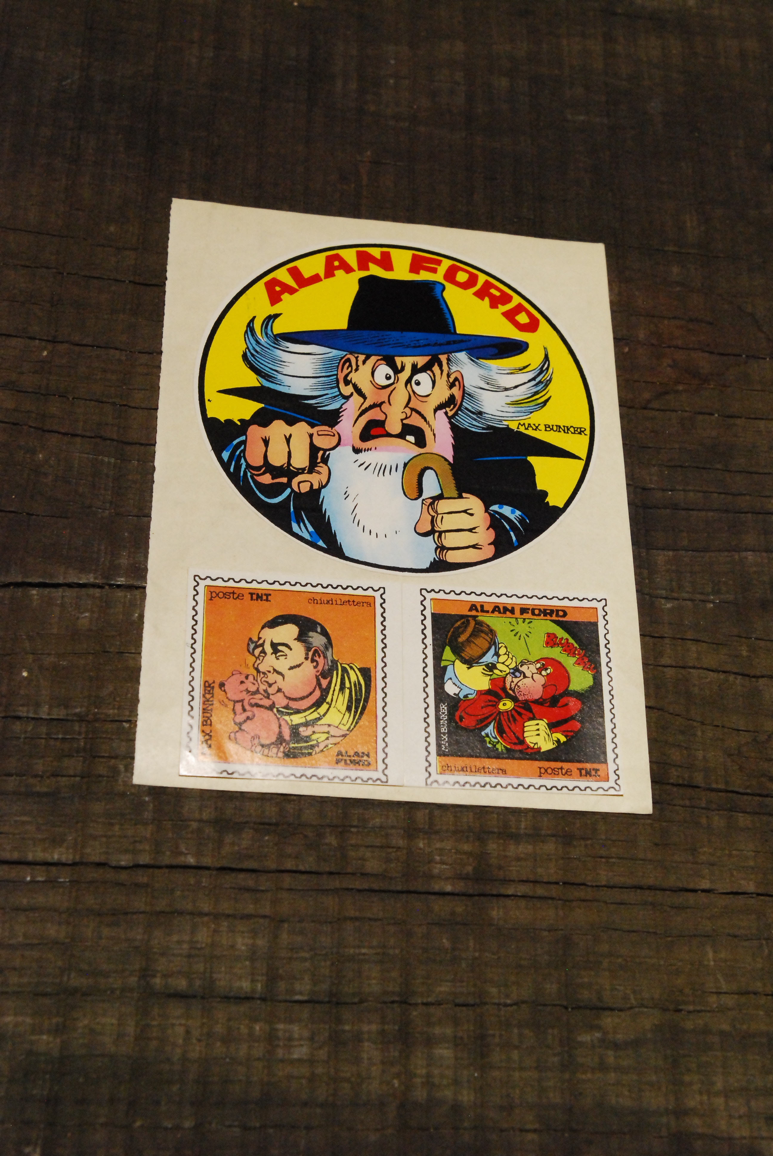 tnt 3 adesivi corno 1978