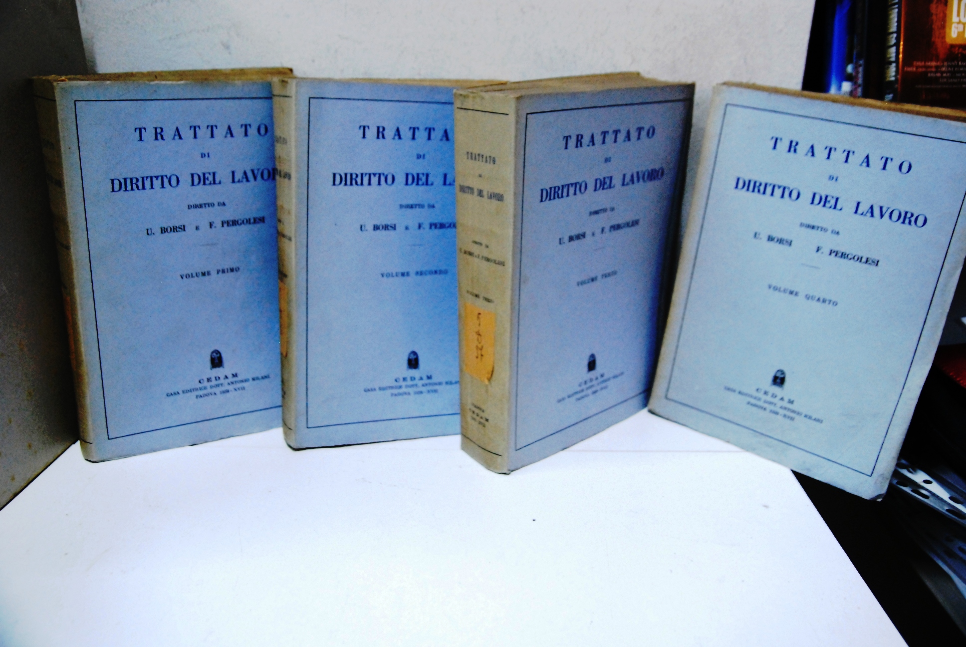 Trattato di diritto del lavoro in 4 volumi completi