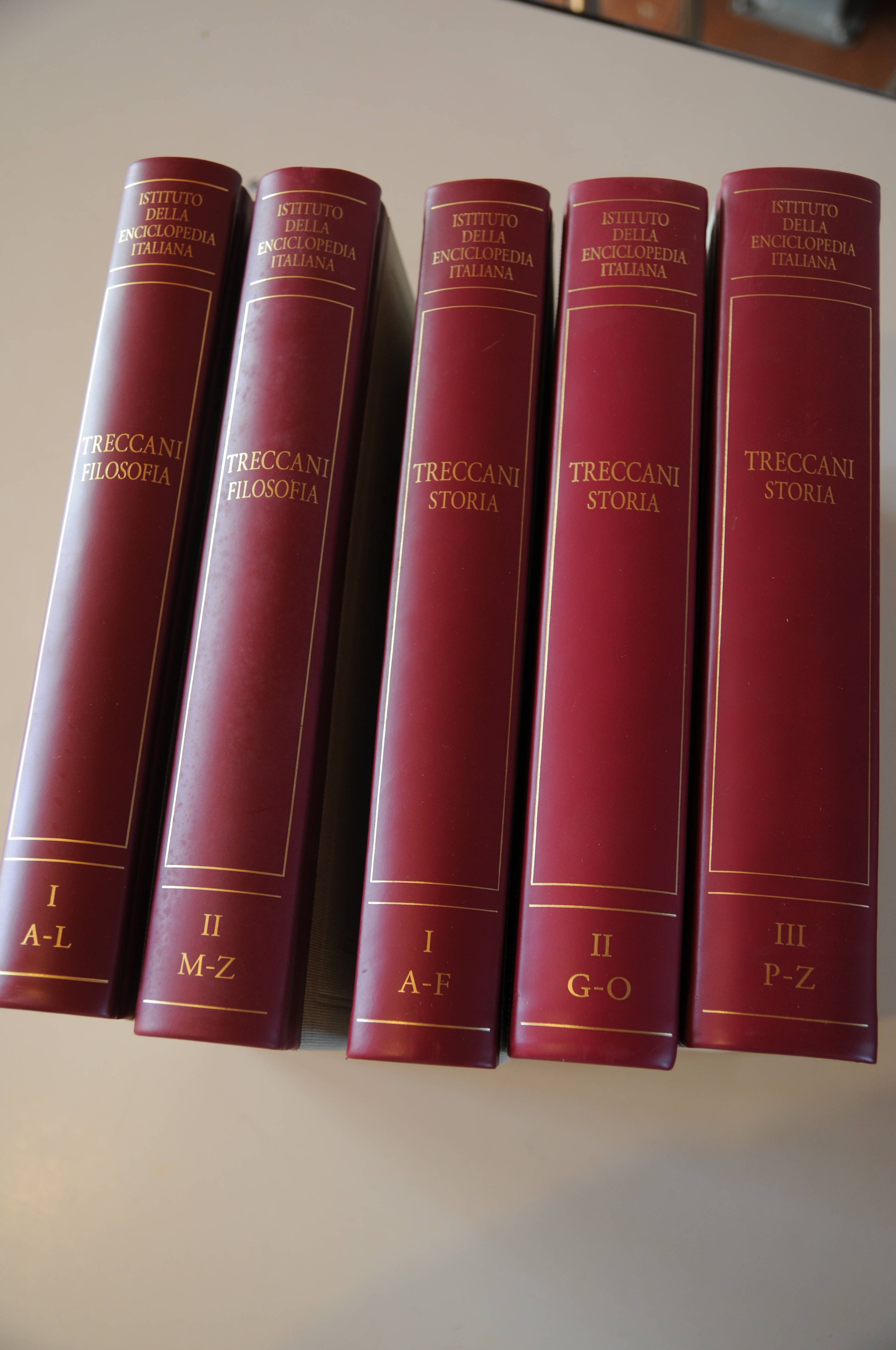 treccani storia 3 VOLL. e filosofia 2 voll. NUOVISSIMI