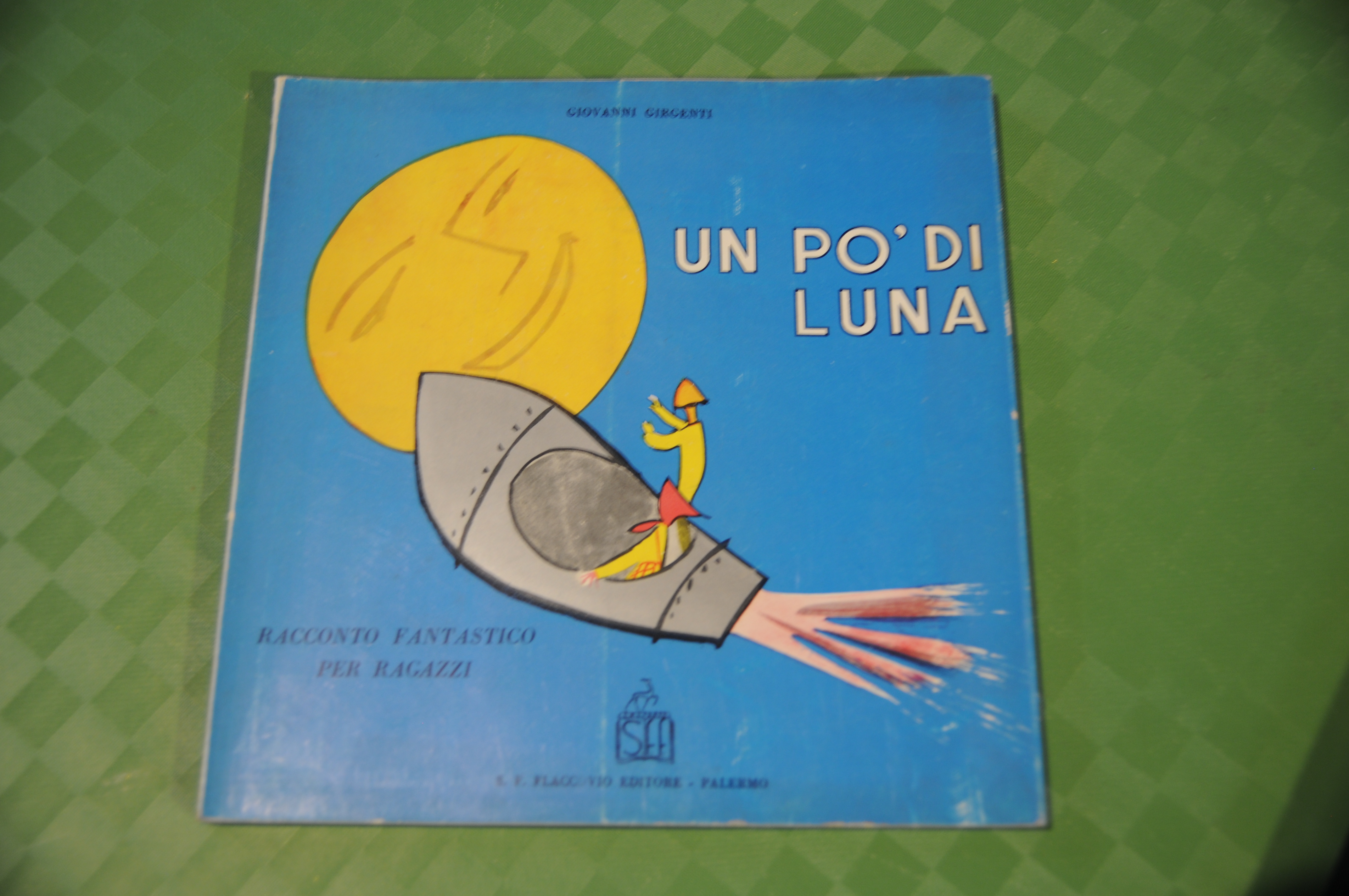 un pò di luna NUOVO