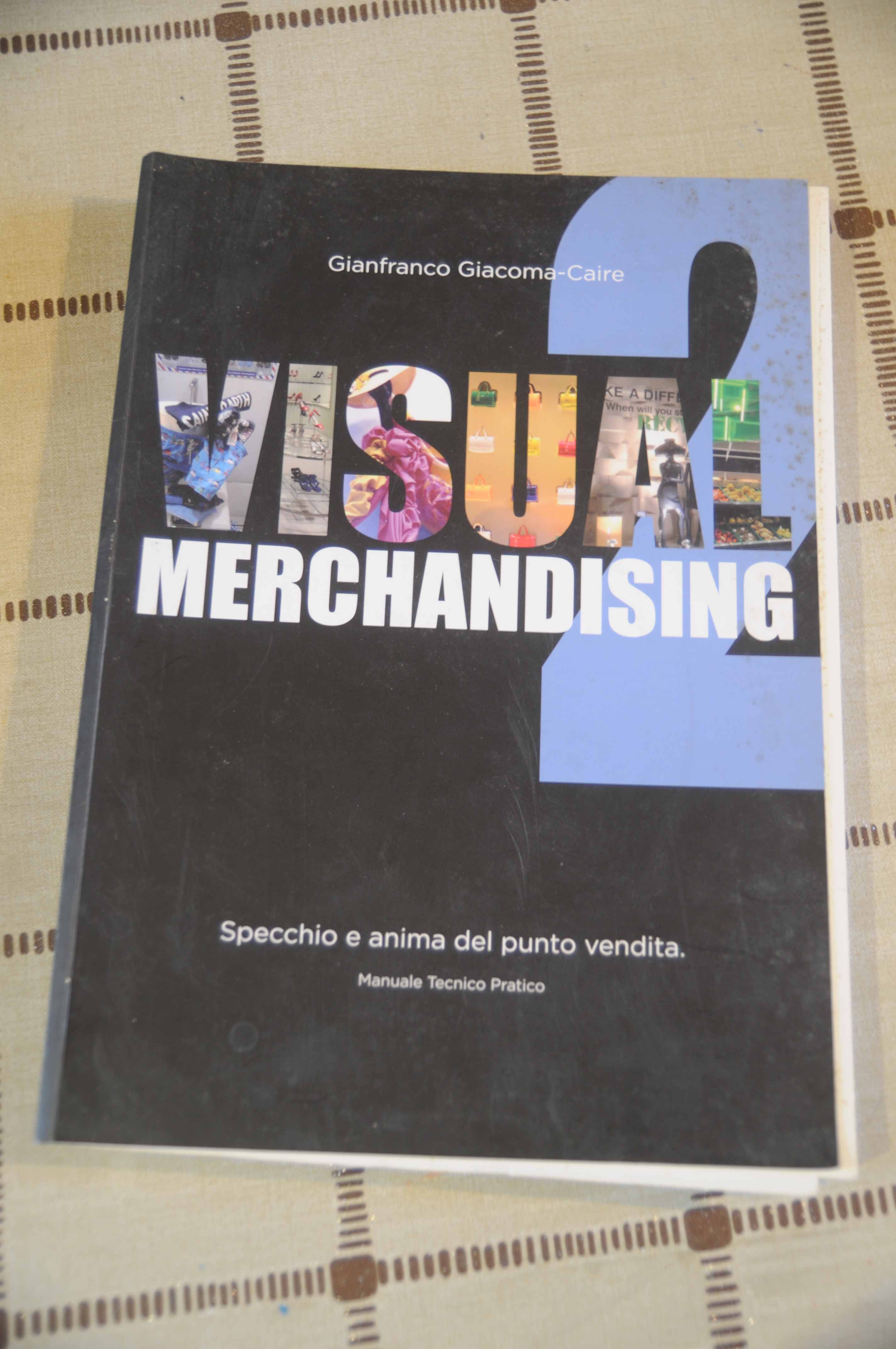 visual merchandising 2 specchio e anima del punto vendita NUOVO
