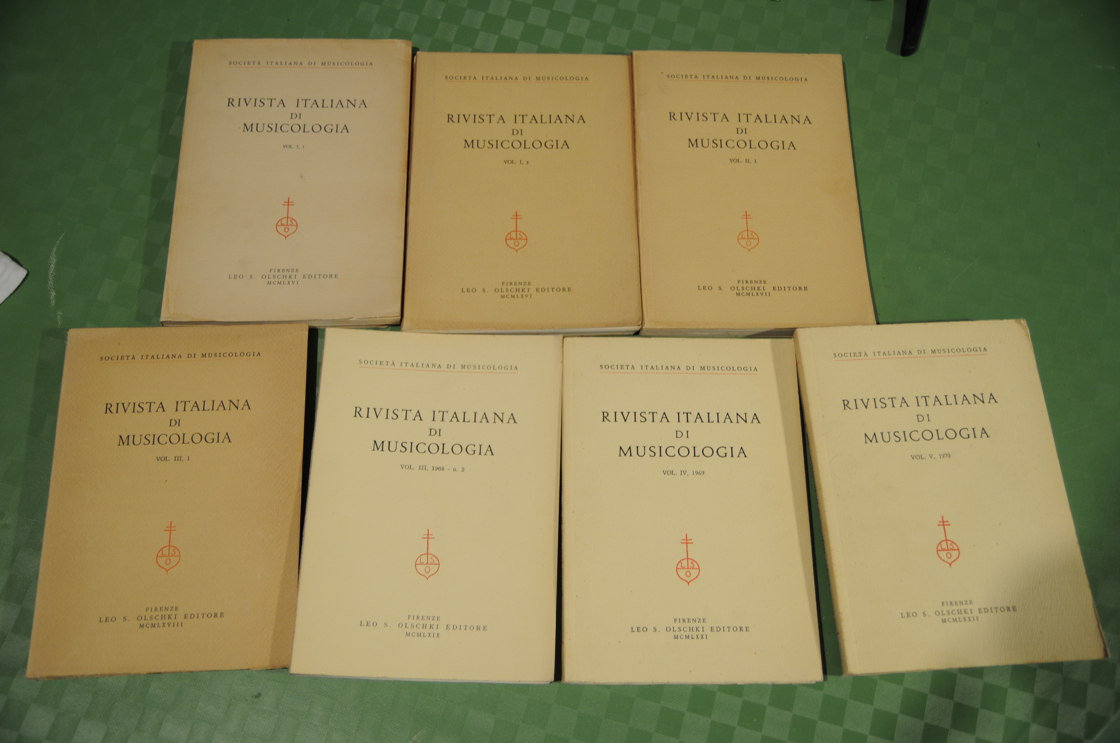 vol. 1 (numeri 1,2) vol. 2 (numero 1) vol. 3 …