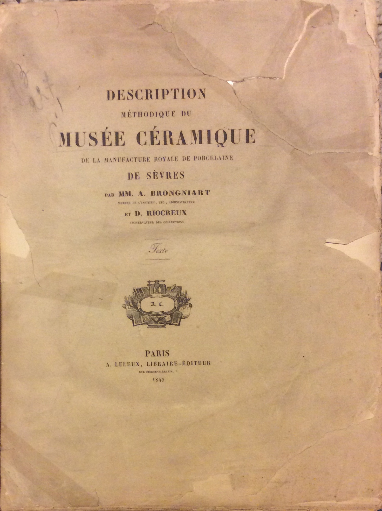 DESCRIPTION METHODIQUE DU MUSEE CERAMIQUE DE LA MANUFACTURE ROYALE DE …