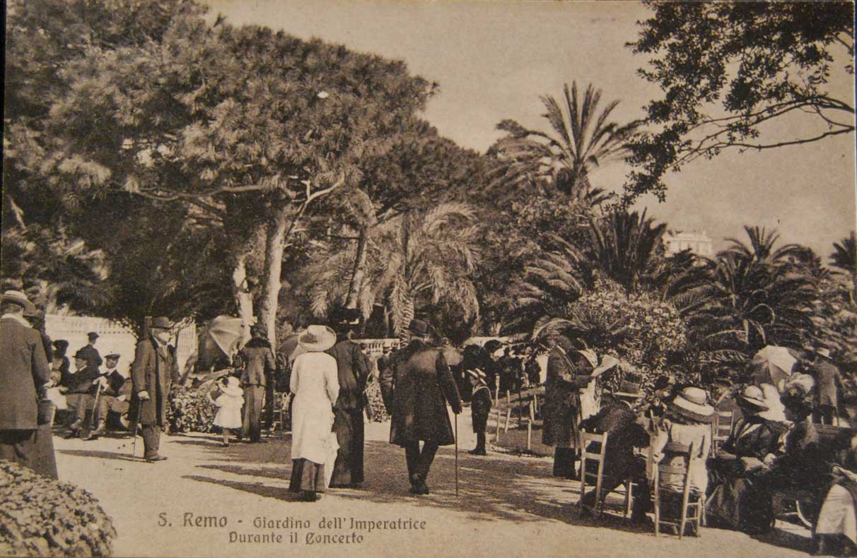 S. REMO (SANREMO). GIARDINO DELL'IMPERATRICE DURANTE IL CONCERTO.