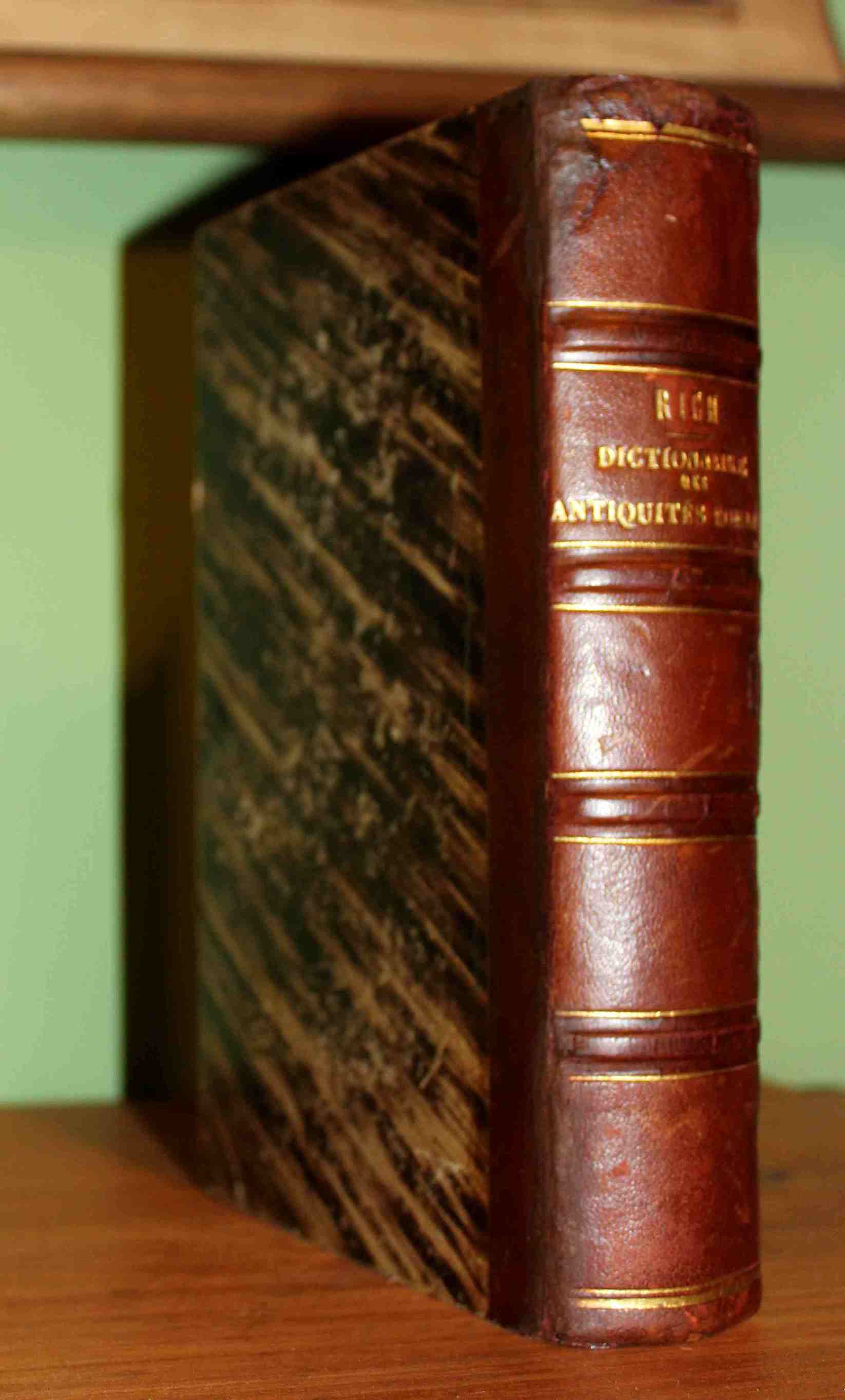 Dictionnaire des antiquités romaines et grecques accompagné de 2000 gravures …