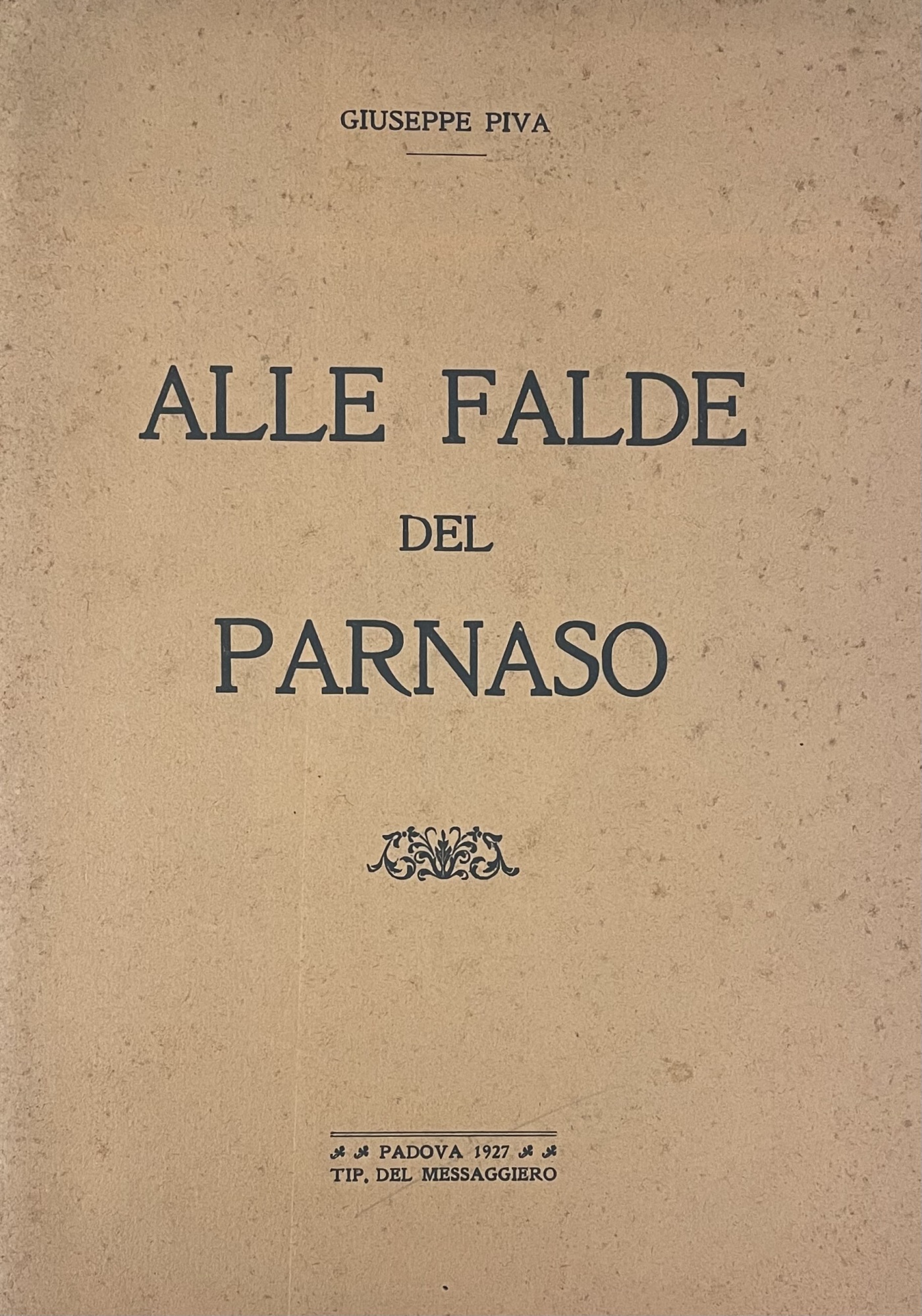 ALLE FALDE DEL PARNASO