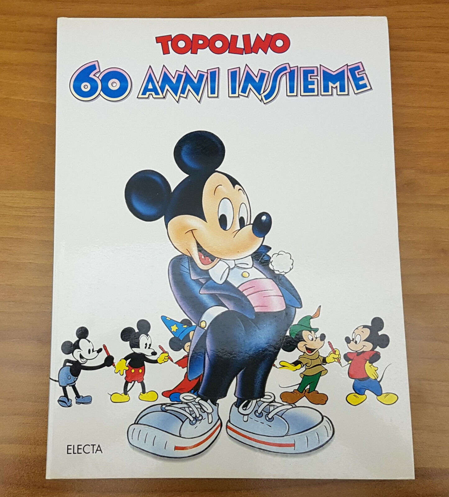 TOPOLINO 60 ANNI INSIEME SPUNTA