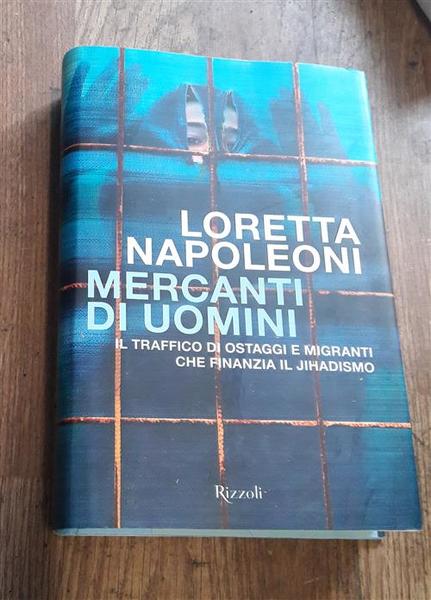 Mercanti Di Uomini. Il Traffico Di Ostaggi E Migranti Che …