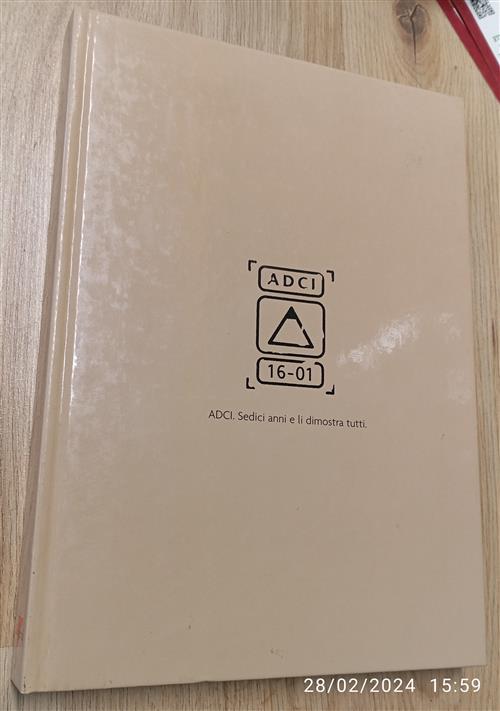 Annual Art Directors Club Italiano (2001). Vol. 16