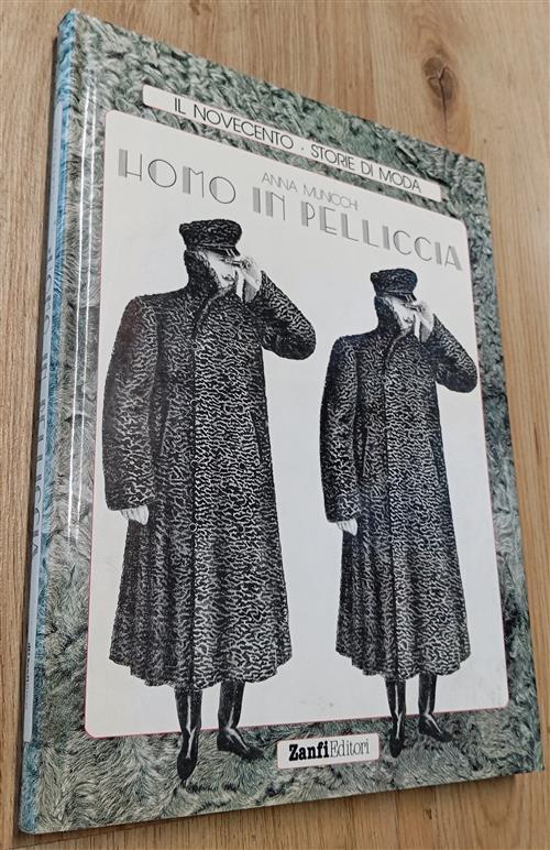 Uomo In Pelliccia