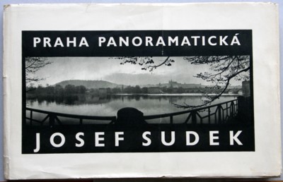 Praha panoramatická.
