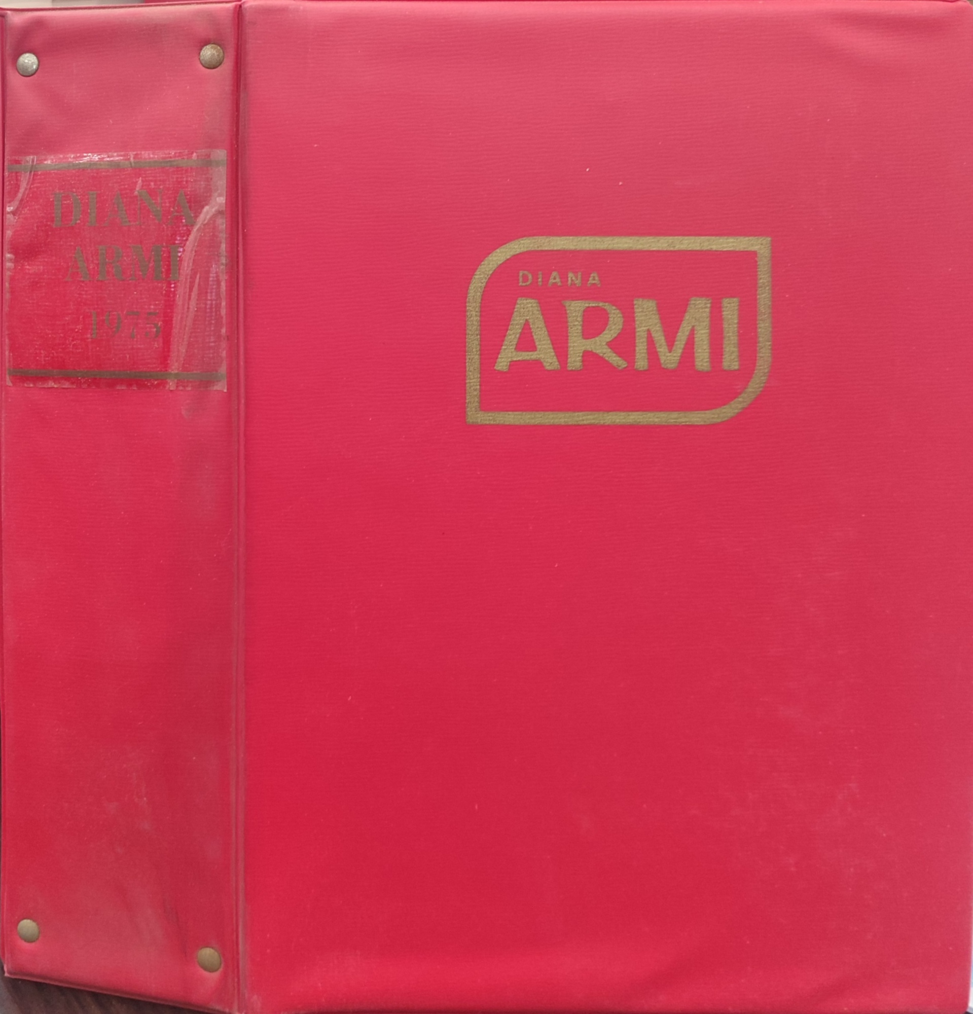 Diana armi 1975 anno IX annata completa.