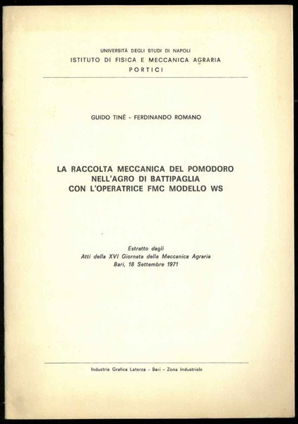 La raccolta meccanica del pomodoro nell'agro di Battipaglia con l'operatrice …