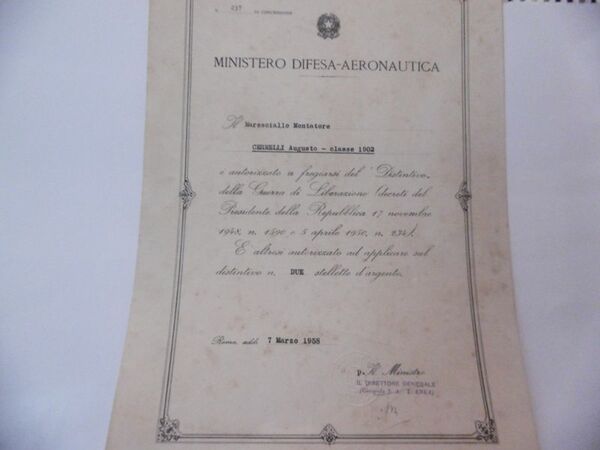 MINISTERO DIFESA AERONUATICA MARESCIALLO MONTATORE E' AUTORIZZATO A FREGIARSI DEL …