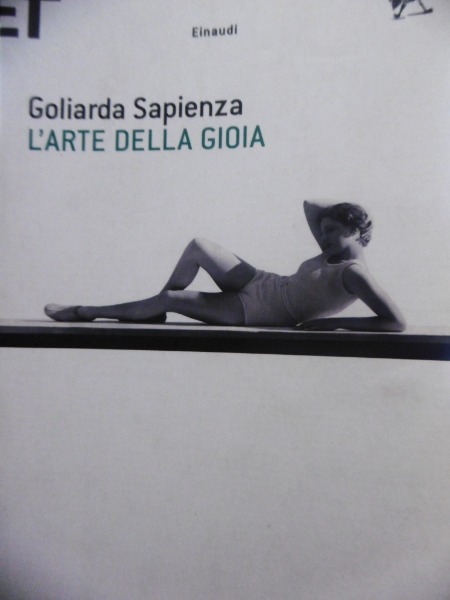 GOLIARDA SAPIENZA L'ARTE DELLA GIOIA EINAUDI 2015