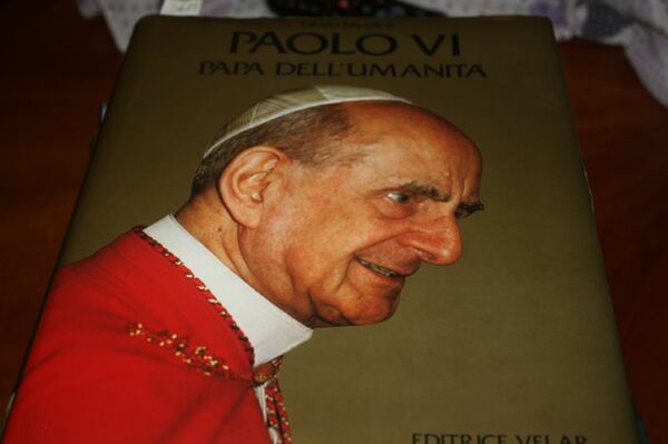 PAOLO VI PAPA DELL'UMANITA' GIULIO NICOLINI EDITRICE VELAR 1983