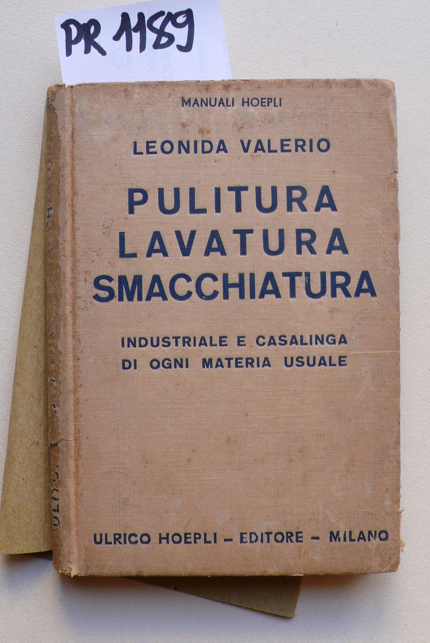 Pulitura, lavatura, smacchiatura industriale e casalinga di ogni materia usuale