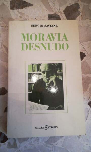 MORAVIA DESNUDO
