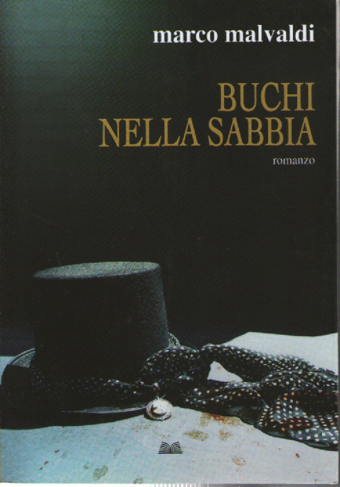 Buchi nella sabbia.