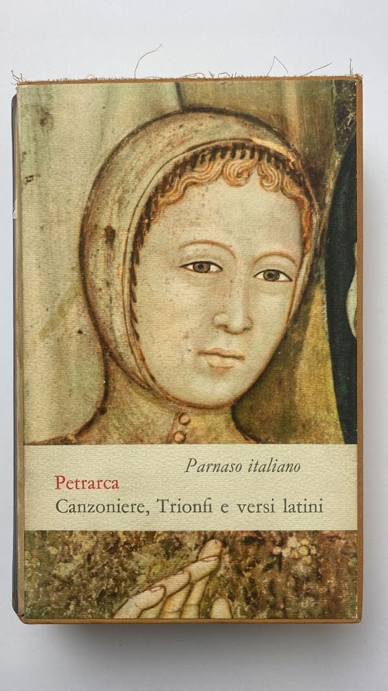 Canzoniere, Trionfi e versi latini