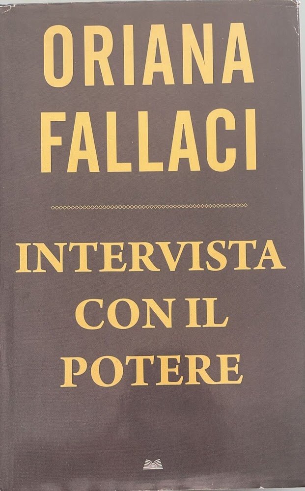 Intervista con il potere