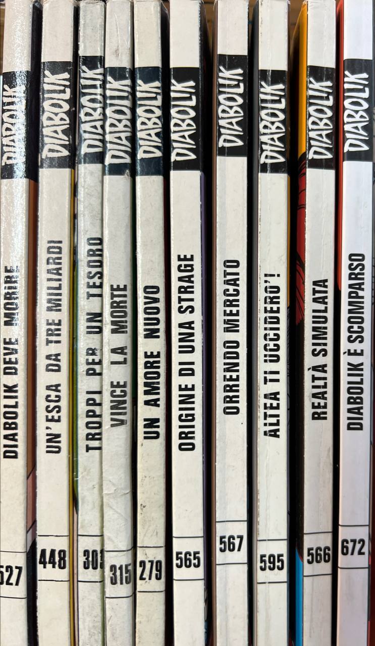 Lotto 10 numeri Diabolik (n^ 527-448-309-315-279-565-567-595-566-672).