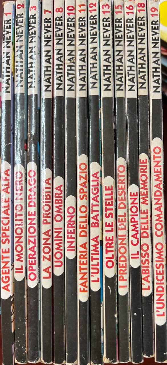 Lotto 13 fumetti Nathan Never (n^ 1-2-3-7-8-10-11-12-13-15-16-18-19).