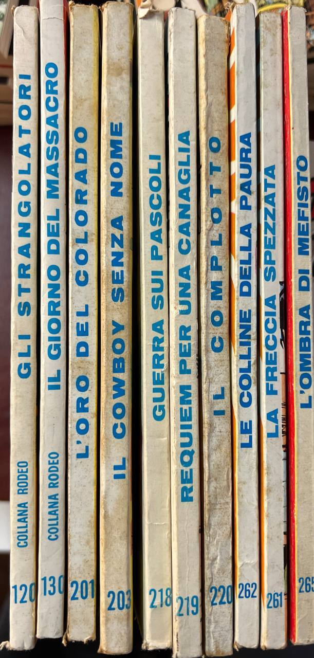 Lotto 8 fumetti "Tex" ( n^ 201-203-218-219-220-261-262-265) + 2 numeri …