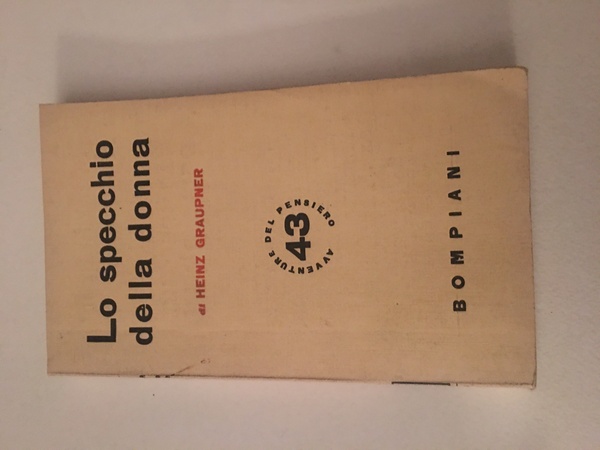 Lo specchio della donna.