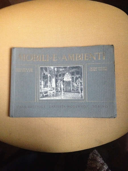 Mobili ambienti. secoli XII a XVIII Luigi XIV a XVI.