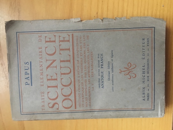 Traitè èlèmentaire de science occulte.