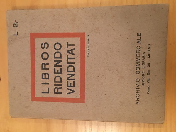 Libros ridendo venditat.