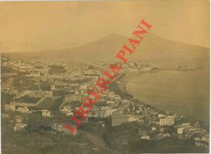 Napoli. Grande panorama con Vesuvio