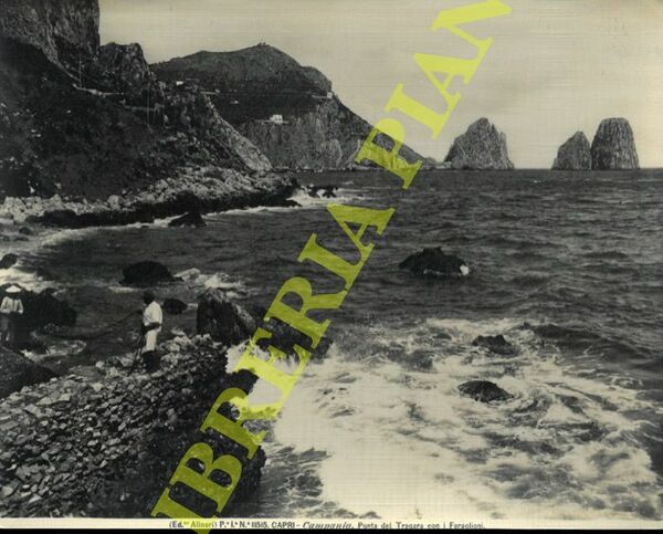 Capri. Punta del Tragara con i Faraglioni.