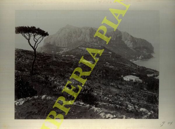Capri. Panorama del Monte Solaro dalle rovine di Tiberio.