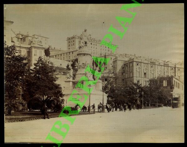 Genova. Monumento C. Colombo.