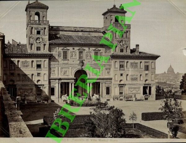 Roma. Facciata di Villa Medici.