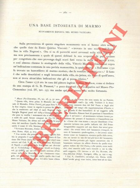 Una base istoriata di marmo nuovamente esposta nel Museo Vaticano.