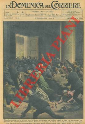 La folla che assisteva a una funzione nella chiesa di …