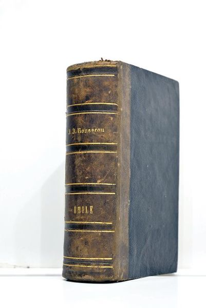 Emile ou de l'éducation. Nouvelle édition avec les variantes et …