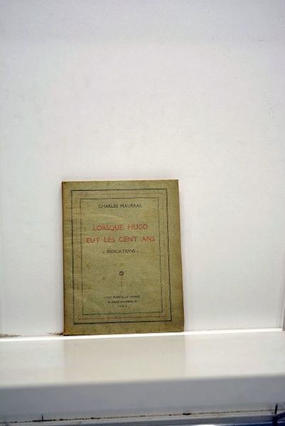 Lorsque Hugo eut les cent ans. - Indications -.