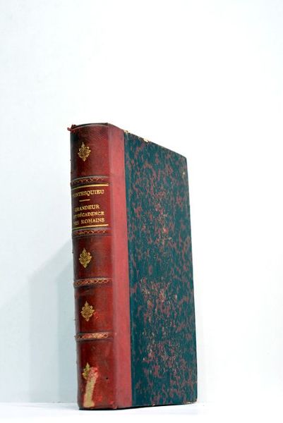 Grandeur et décadence des romains. Politique des romains. Dialogue de …