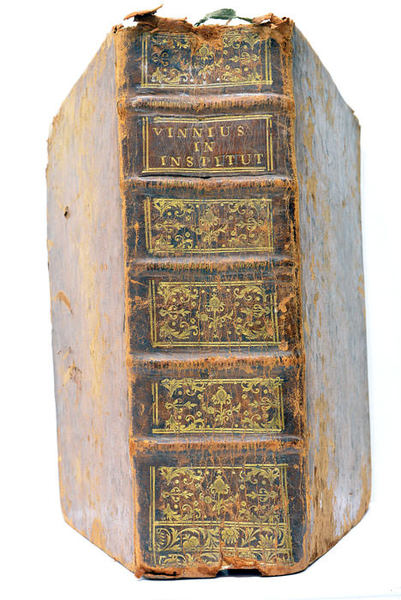 In Quatuor Libros Institutionum Imperialium Commentarius Academicus et Forensis, Jo. …