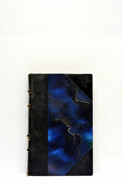 Poussières dans le chergui. Roman Berbère.