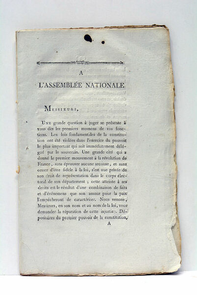 A L'ASSEMBLÉE NATIONALE.