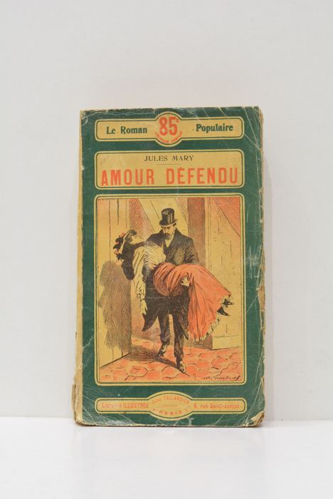 Amour Défendu.