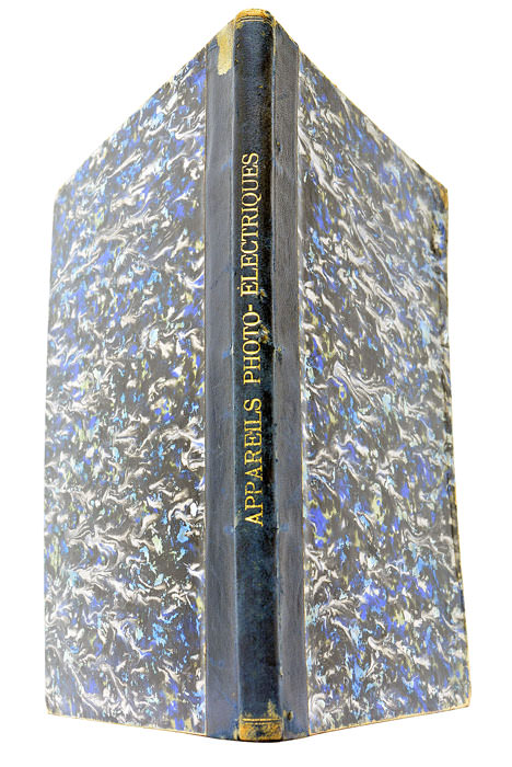 APPAREILS PHOTO-ELECTRIQUES employés par les Marines Militaires.