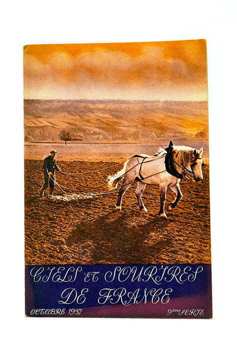 Ciels et sourires de France. Octobre 1937.